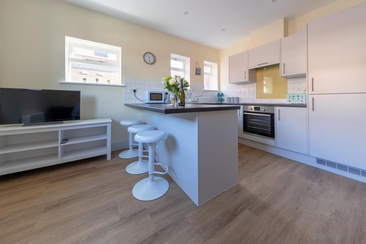 Hereford City Centre - Apartment 4, Isabella House - Modern Apartment In The Heart Of The City - Sleeps 4 Guests - Hosted By Rentmyhouse Exterior foto