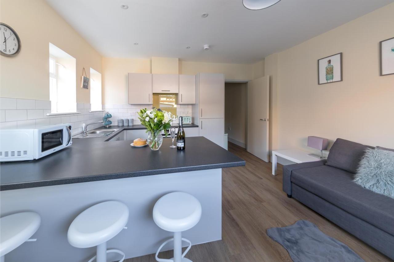 Hereford City Centre - Apartment 4, Isabella House - Modern Apartment In The Heart Of The City - Sleeps 4 Guests - Hosted By Rentmyhouse Exterior foto